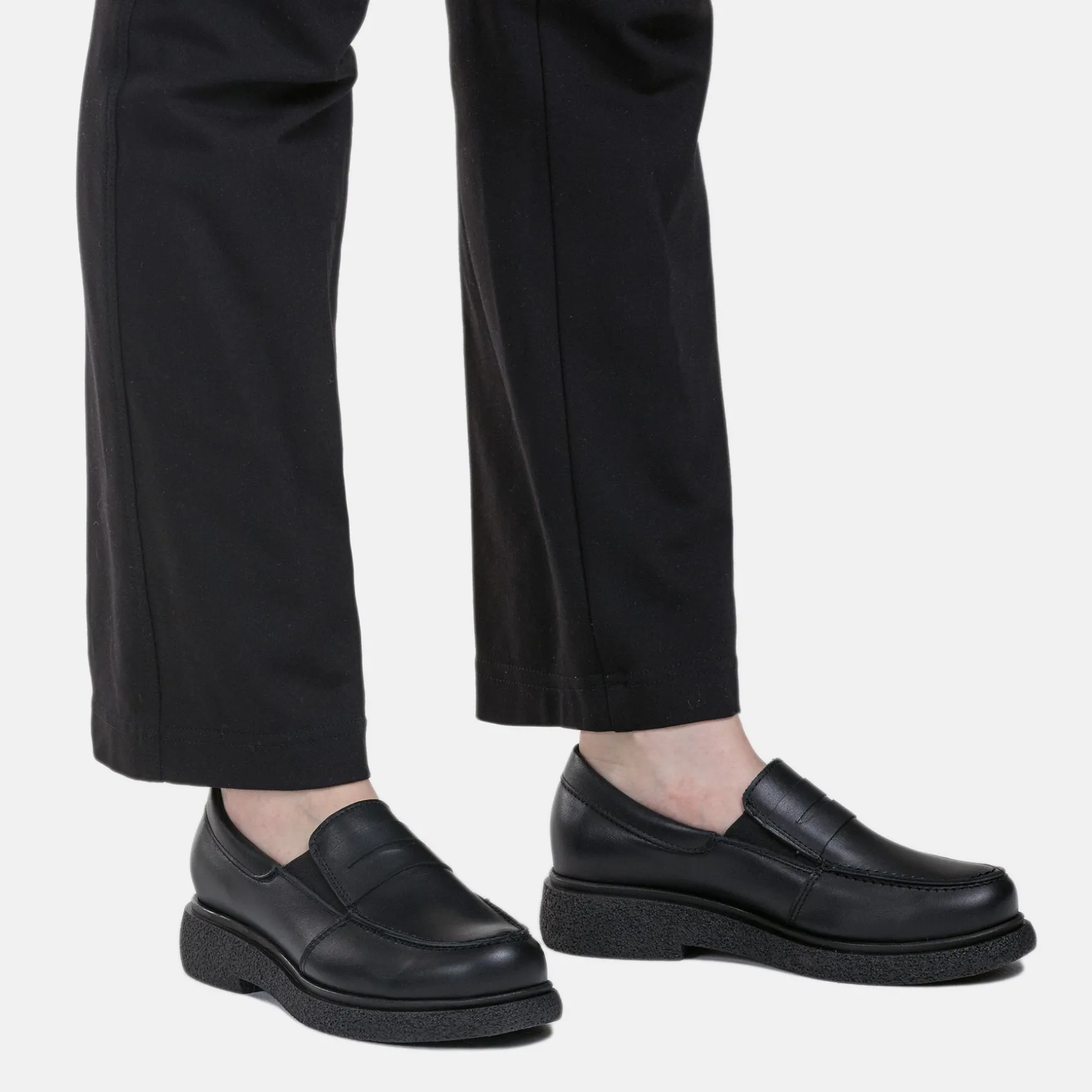 KREPPI Naisten loaferit