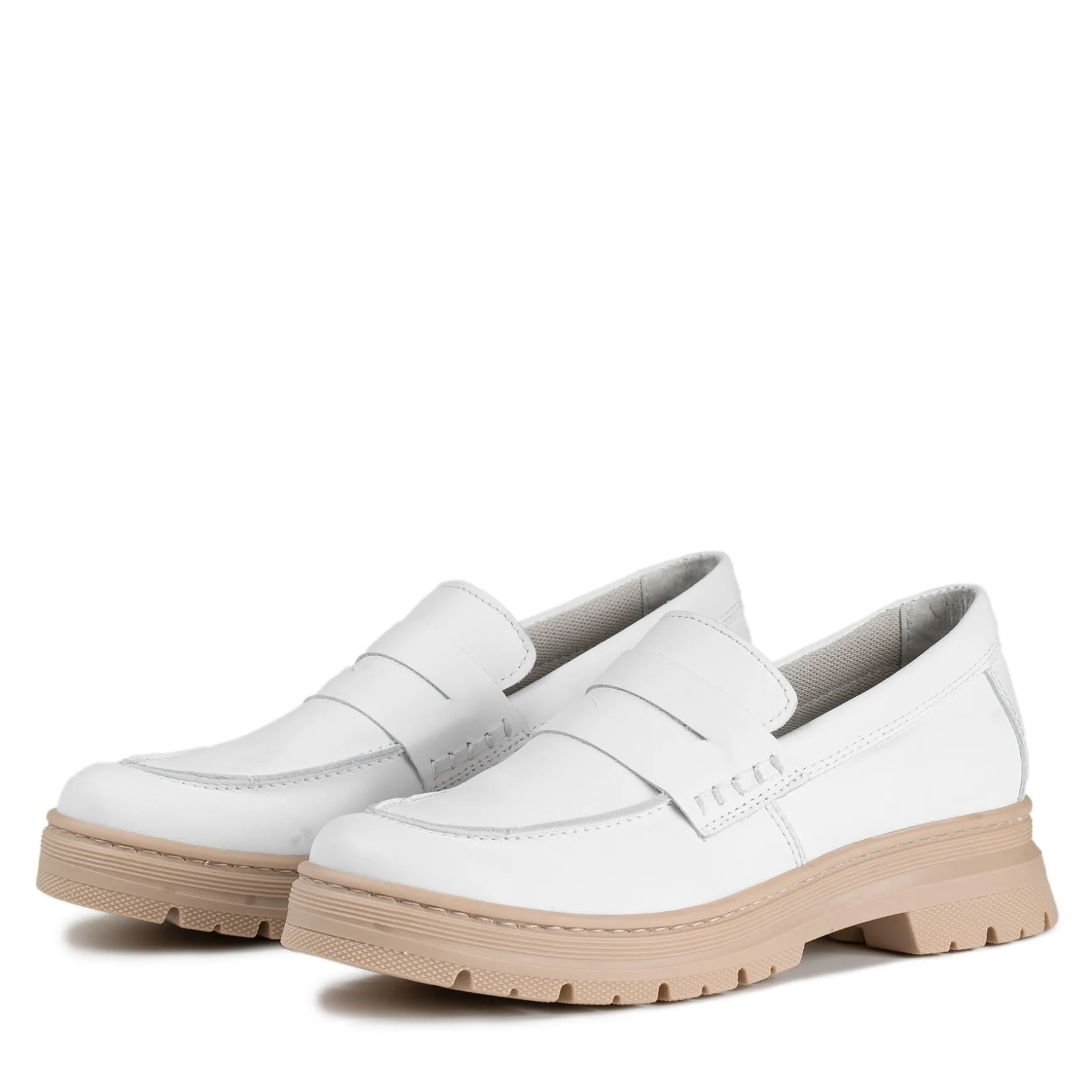 NOKI Naisten loaferit